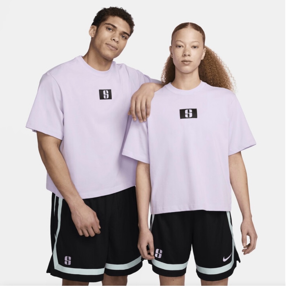 NIKE Women's Sabrina Boxy Tee Purple